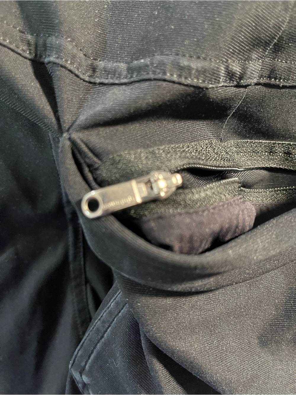 lululemon athletica Black Athletic Pants with Logo Button Size Missing Flawed - Picture 5 of 7